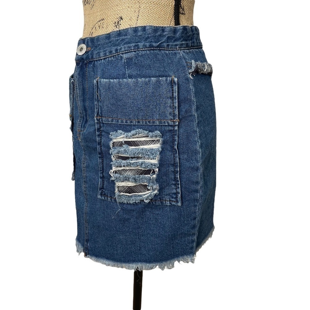 POL Boutique Distressed Plaid Patched Frayed Hem Denim Mini Skirt - Picture 6 of 13